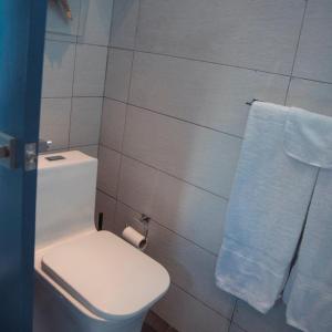 RED HEART 3 BEDROOMS OCEAN VILLAGe