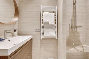 Le Confidentiel - Moulin Rouge