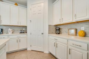 Home Near Theme Parks in Kissimmee Family Perks!