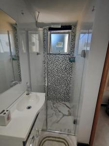 Casa moderna com ar do campo