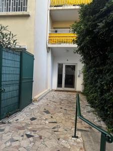 3-room apartment with sea view in Cannes