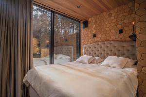 Tiny holiday complex in Kalana