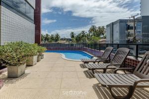 Acomodações Completas com Piscina em Localização Privilegiada em Maceió - ERE