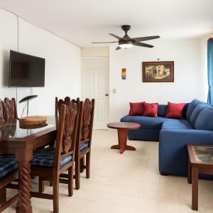 Departamento con alberca, cerca de la playa