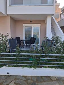 Iro Residence at Paralia Ofriniou