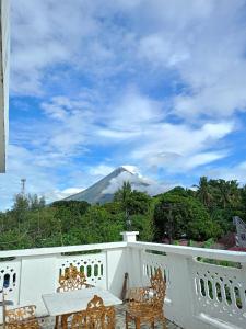 RDV 621 Guesthouse Purok 1 Barangay 49 Tanawan Street Bigaa Legazpi City