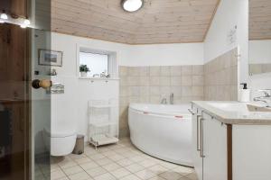 0350-Romo-Regnspoven-14