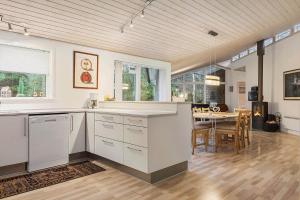 0350-Romo-Regnspoven-14