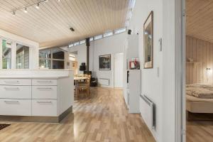 0350-Romo-Regnspoven-14