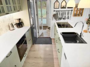 2801-Romo-Helmusager-4