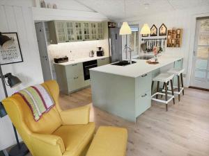 2801-Romo-Helmusager-4