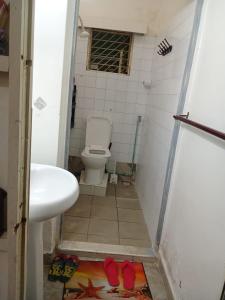 Mombasa Spacious Gajoni Mbaraki Sports One Bedroom