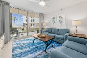 Waterscape B105 - Free Beach Service & Gulf Views!