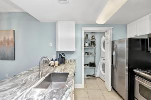 Waterscape B103 - Ground Floor - Gulf Views - Free Beach Service