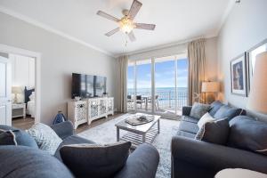 Waterscape B601 - Penthouse with Million Dollar Views - Free Premium Beach Service