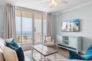 Waterscape B606 - Unobstructed Ocean Views - Premium Beach Service!