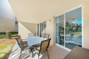 Waterscape C205 - Ground Level Walk Out to Water Oasis - Free Beach Service