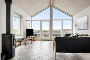 0164-Romo-Julianehab-29