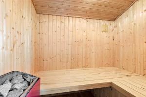 BV163-Blavand-Poul-Helgesensvej-13