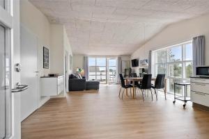 0451-Romo-Norre-Frankel-1-K