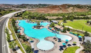 Luxury Oasis Resort Pool&Spa Fitness Arcade