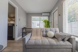 Rest A Shore - Central Cozy 1BR