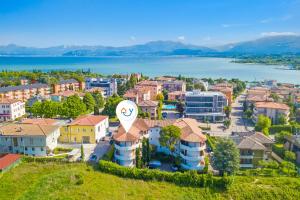 Missy Apartment - Happy Rentals - 3hvězdičkové hotely ve městě Peschiera del Garda