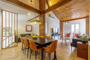 Living4Malaga Art&Light Attic