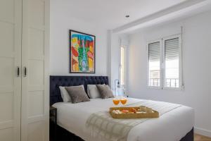 Living4Malaga Art&Light Attic