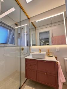 2 large suites complete for 6 people