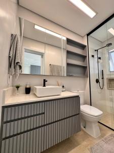 2 large suites complete for 6 people