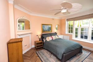 Beautiful Earlsfield apartment with garden