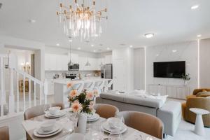 Casa 5‑Quartos com Piscina, Perto da Disney