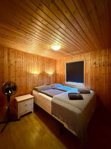 Galdur Cottage- heart of Golden Circle with hot tub