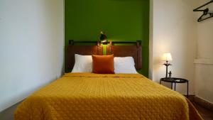 3rd Floor Takeover Right on Calle Loíza 4 Units Walk to Ocean Park