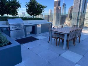 Luxury 1 Bedroom vacation Home in Downtown LA