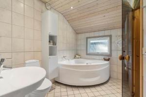 BV296-Blavand-Ved-Volden-8