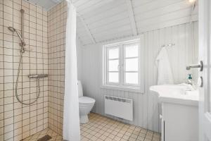 BV254-Blavand-Horns-Rev-65