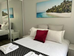 Lamberts Beach Awaits with Wifi