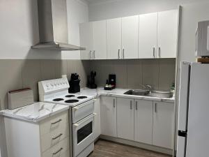 Lamberts Beach Awaits with Wifi