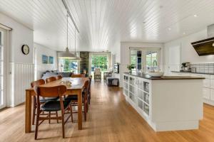 BV328-Blavand-Karl-Postsvej-11-A