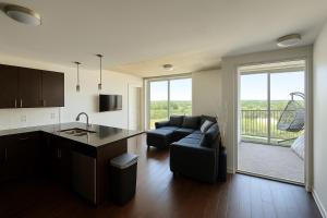 Condo in downtown oak city highrise