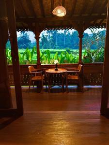 Araminta wooden villa