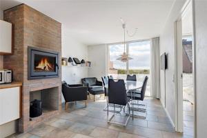 1563-Romo-Gulirisvej-563