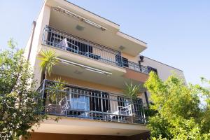Apartments with swimming pool Kastel Stafilic, Kastela - 24312
