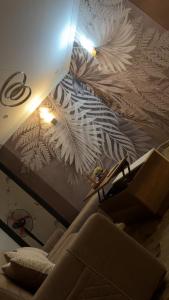 شقة بالمهندسين ديلوكس دورين أربع غرف