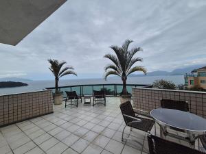 Cobertura Alto Padrão 3 Suítes Churrasqueira Praia Privativa Porto Real Resort