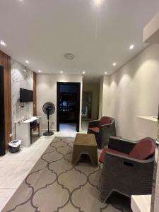 شقه ساحرة بجوار أهرامات الجيزة مثالية للعائلات والأزواج والعُزّاب منفردين