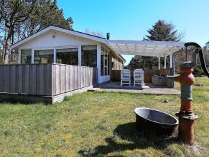 4 person holiday home in Hals-By Traum