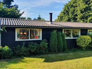 6 person holiday home in Højby-By Traum